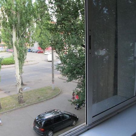 Апартаменты В Центре Металлургов 27 Kr Apartments Kryvyj Rih Exteriér fotografie