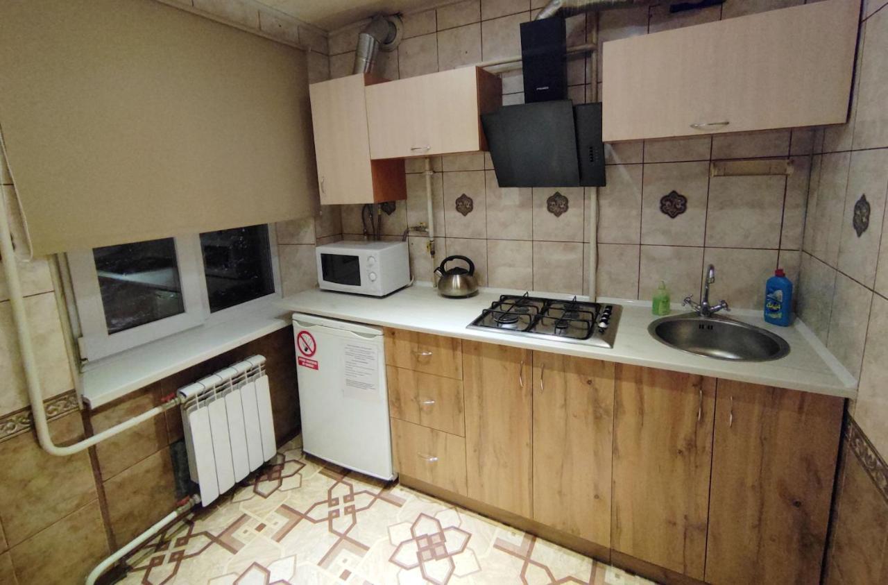 Апартаменты В Центре Металлургов 27 Kr Apartments Kryvyj Rih Exteriér fotografie