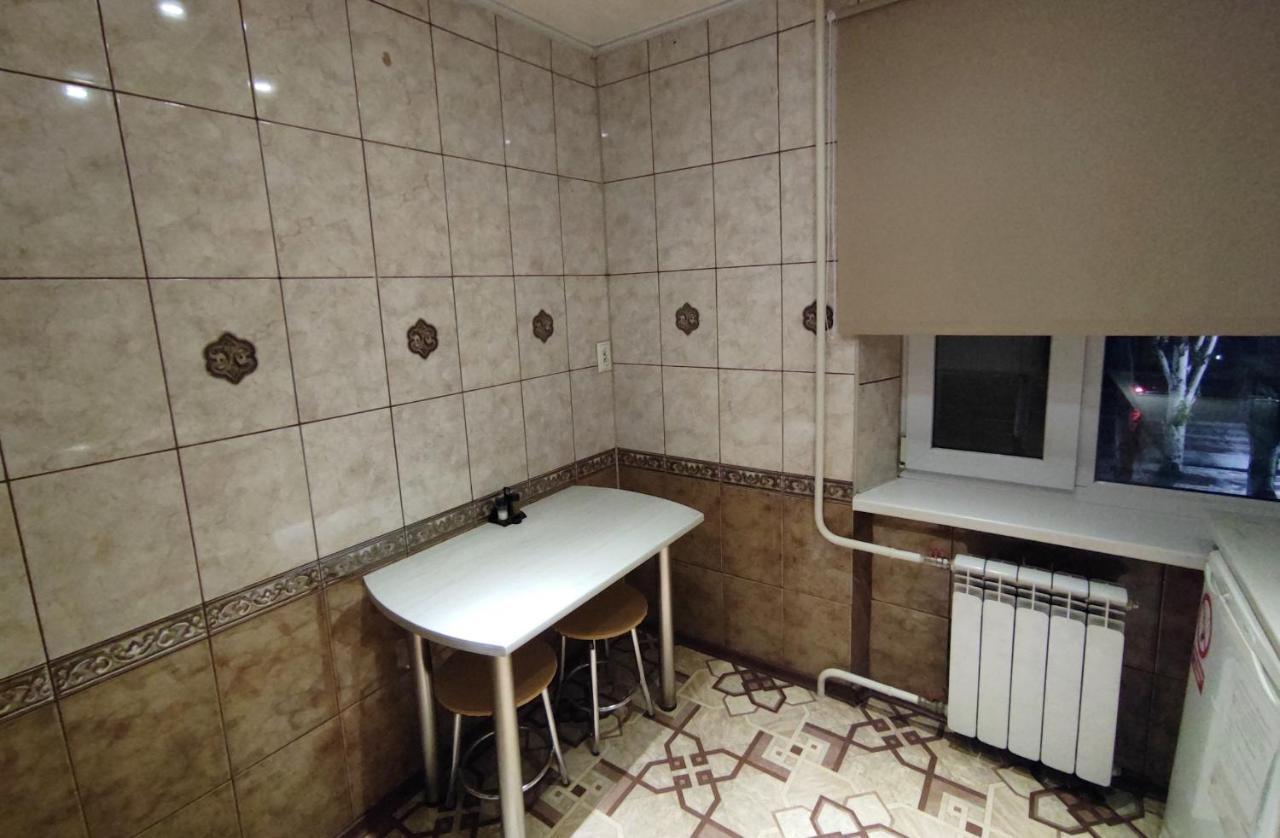 Апартаменты В Центре Металлургов 27 Kr Apartments Kryvyj Rih Exteriér fotografie